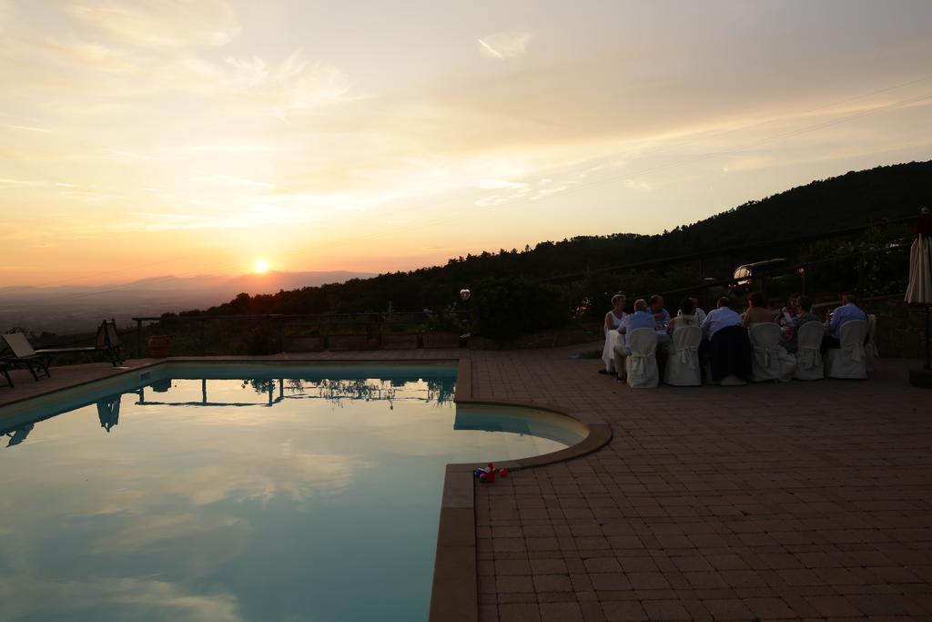 Casa Vacanze La Porta Vinci Exterior photo